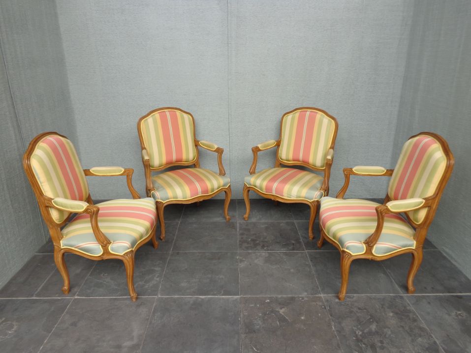 Louis XV stoelen Zijde GVH Design | Interieur & Decoratie